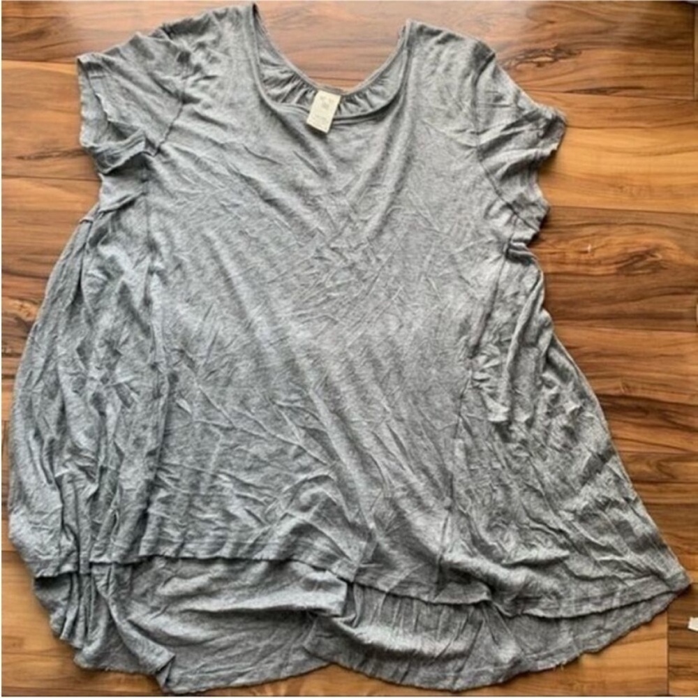 We the free loose fitting raw hem illusion top XS